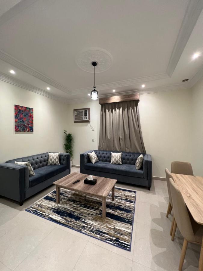 أجنحة ورد للوحدات الفندقية Khamis Mushait Exterior foto